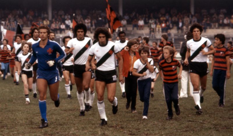 Com Leão e Dinamite, Vasco entra no Couto... | Fotos: Arquivo/ GRPCOM