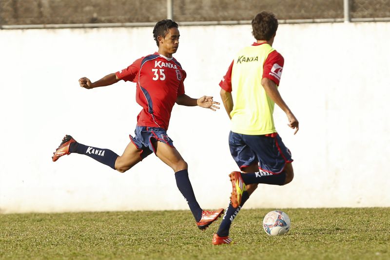Felipe Amorim volta ao time do Paraná no jogo deste sábado contra o ASA | Marcelo Andrade / Gazeta do Povo