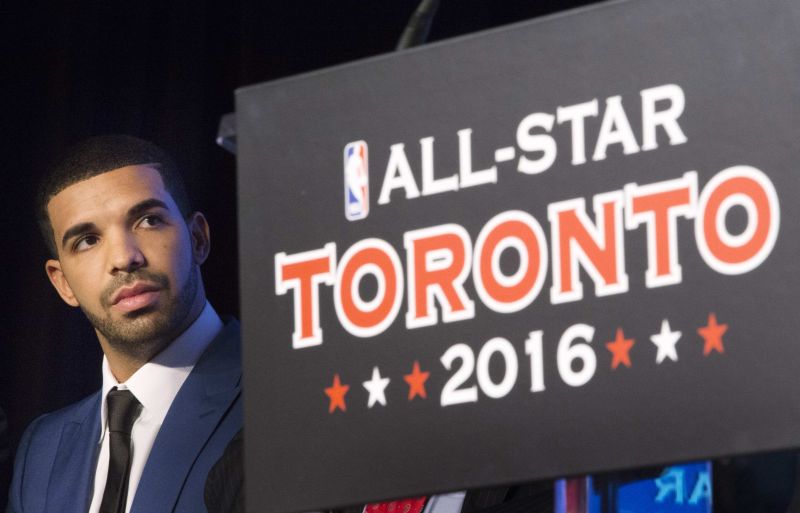 O cantor Drake esteve no anúncio do local do All Star Game de 2016 | Reuters