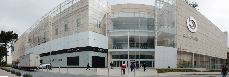 Pátio Batel tem como estratégia para chamar a atenção dos clientes as suas novidades: das 200 operações confirmadas, 60 são inéditas no Sul do país | Henry Milleo/ Gazeta do Povo