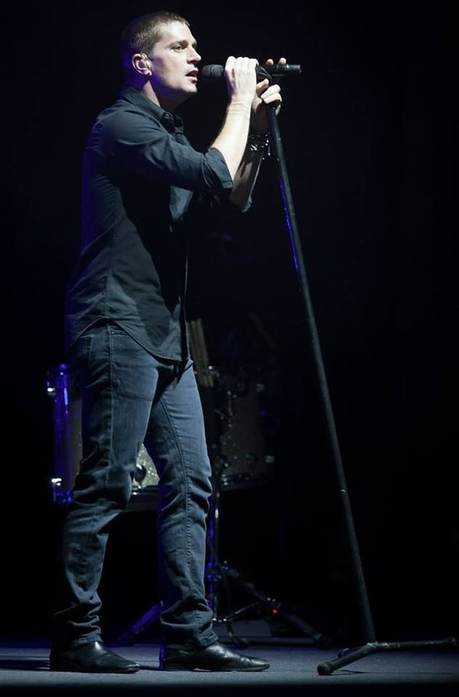 O vocalista Rob Thomas não poupou elogios ao público brasileiro. 