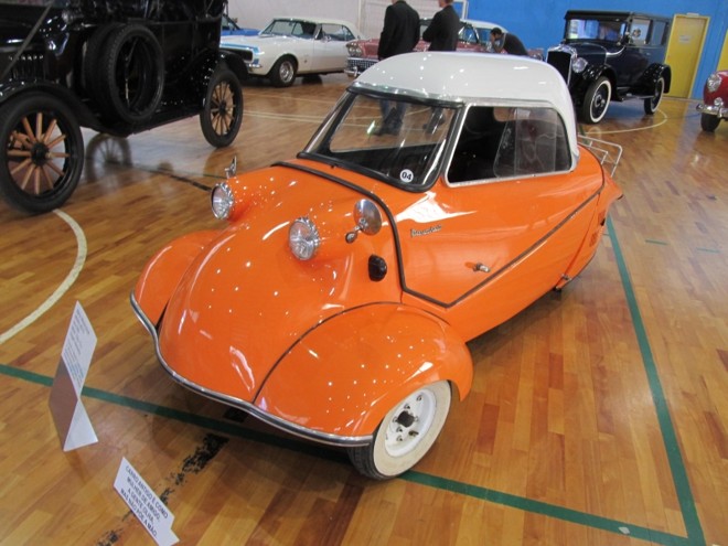 Uma das atrações é o Messerschmitt ano 1956, que tem peças de aviões da 2.ª Guerra Mundial |