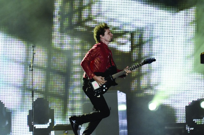 Muse, com seu rock obscuro, carregado de mensagens metafísicas, foi a principal atração do dia |