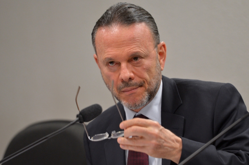 Coutinho diz acreditar na política econômica do país, mas não dispensa as ajudas do Tesouro ao banco de fomento | Luciano Coutinho/Wilson Dias ABr