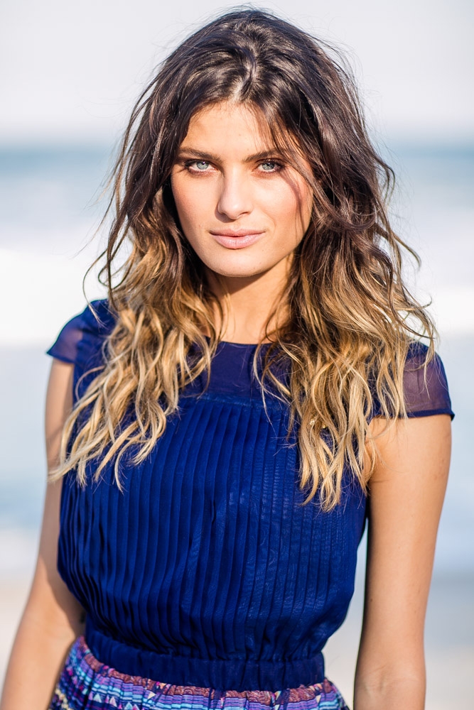 A bela...A top curitibana Isabelli Fontana lança em novembro a Coleção IF, em parceria com as marcas infantis Lilica Ripilica e Tigor T. Tigre. Além de participar do desenvolvimento das peças, Isabelli estrela a campanha junto com os filhos Zion e Lucas | Raul Aragão