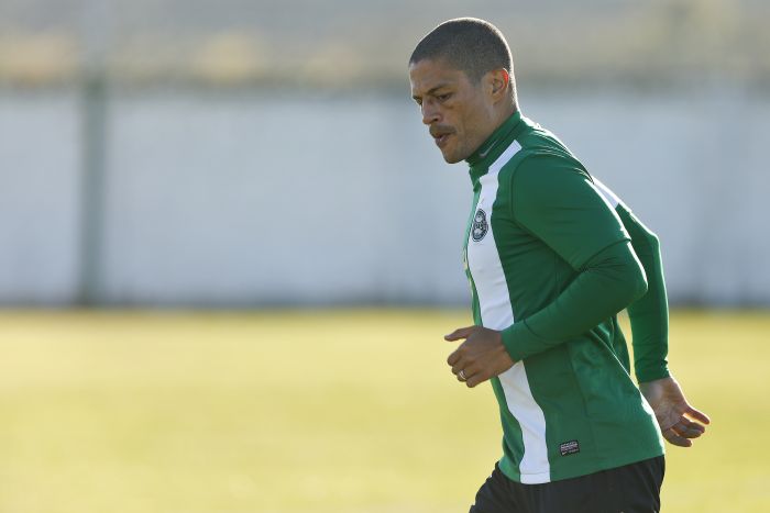 Na Turquia, Alex chegou no máximo a 51 partidas por temporada. Só em 2013, já fez 34 pelo Coritiba | Marcelo Andrade/ Gazeta do Povo