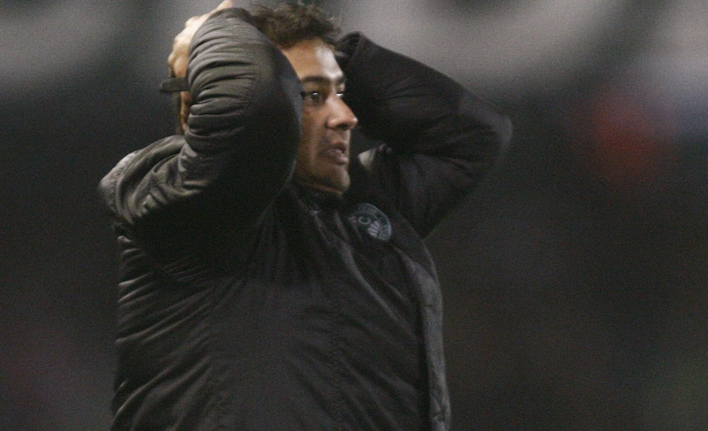 O técnico Marquinhos Santos segue pressionado no comando do Coritiba, mas destaca evolução contra o Goiás | Hugo Harada/ Gazeta do Povo