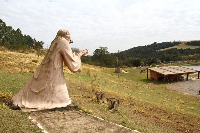 Parque da Redenção, em Apucarana, incluído na Rota da Fé do Norte do Paraná |