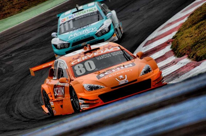 Marcos Gomes superou Rubens Barrichello que havia largado na pole position |