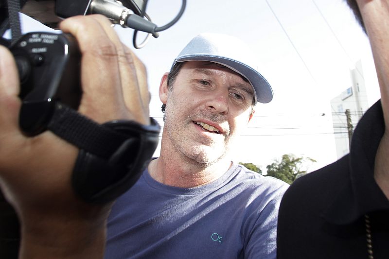 Gaievski foi ouvido no 3ºDP e em seguida levado ao IML para fazer exames. Local onde permanecerá preso não foi revelado pela polícia | Allan Costa Pinto / Tribuna do Paraná