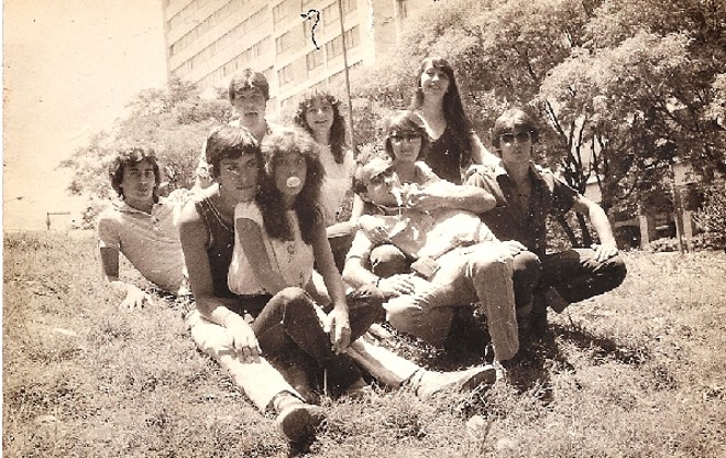 Primeira formação do grupo em Londrina, no ano de 1983 |