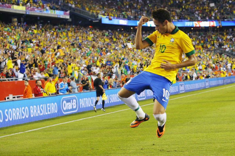 Neymar comemora o gol da virada brasileira sobre Portugal em Boston | Brian Snyder / Reuters