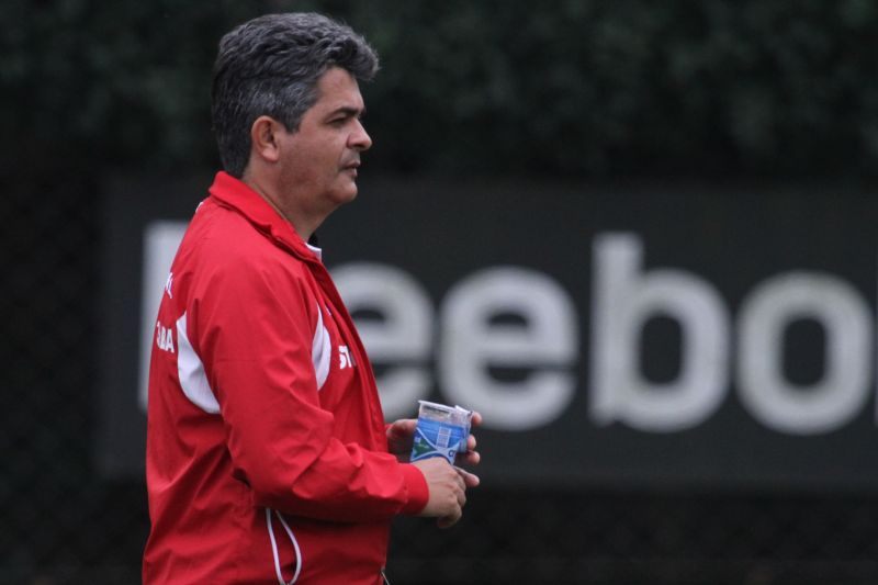 O técnico Ney Franco será apresentado nesta terça-feira ao jogadores do Vitória | Luiz Pires / Vipcomm