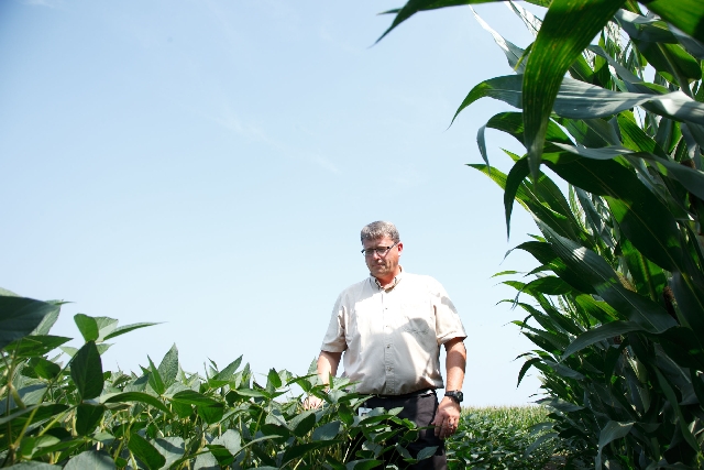 Semente que está chegando às lavouras já tem nova geração em teste, conforme gerente de fazenda da Monsanto, Troy Coziahr | Sa©rgio Zacchi/divulgaa§a£o/monsanto
