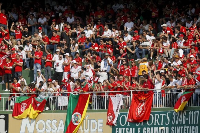 Torcida do Inter também marcou presença no Couto |
