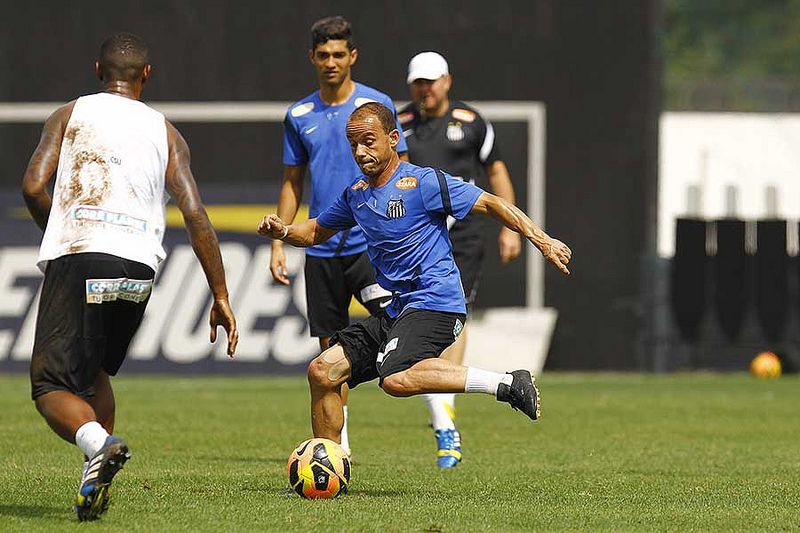 Experiente Léo será titular contra o Atlético | Ricardo Saibun / Divulgação Santos