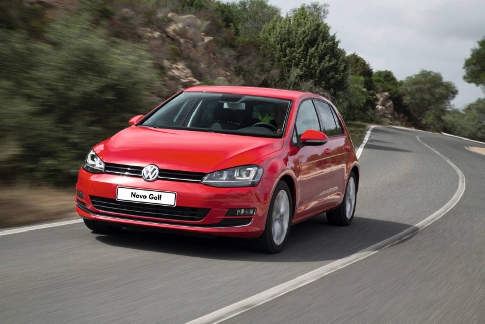 O novo Golf estreia no Brasil em duas configurações: Highline 1.4 TFSI, de 140 cv, e GTI 2.0 TFSI, de 220 cv | Fotos: Divulgação/Volkswagen