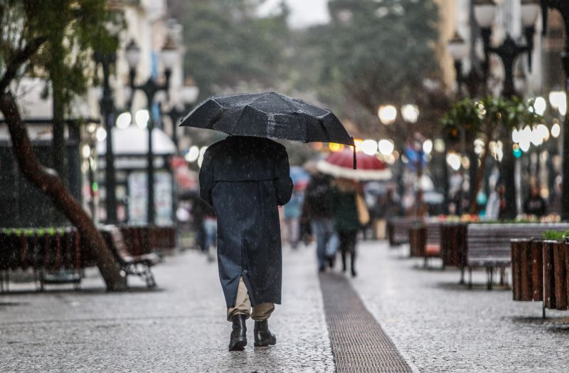 Chuva forte e temperaturas amenas são esperadas no fim de semana na maior parte do estado | Daniel Castellano / Agência de Notícias Gazeta do Povo
