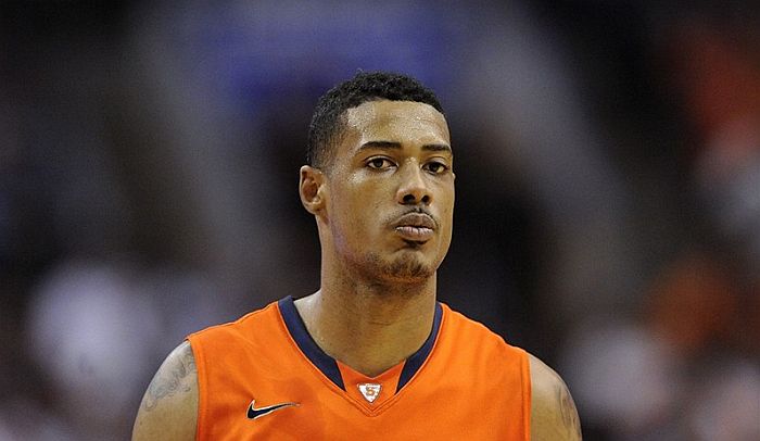 Fab Melo será observado pelo Dallas Maverick na pré-temporada da NBA |