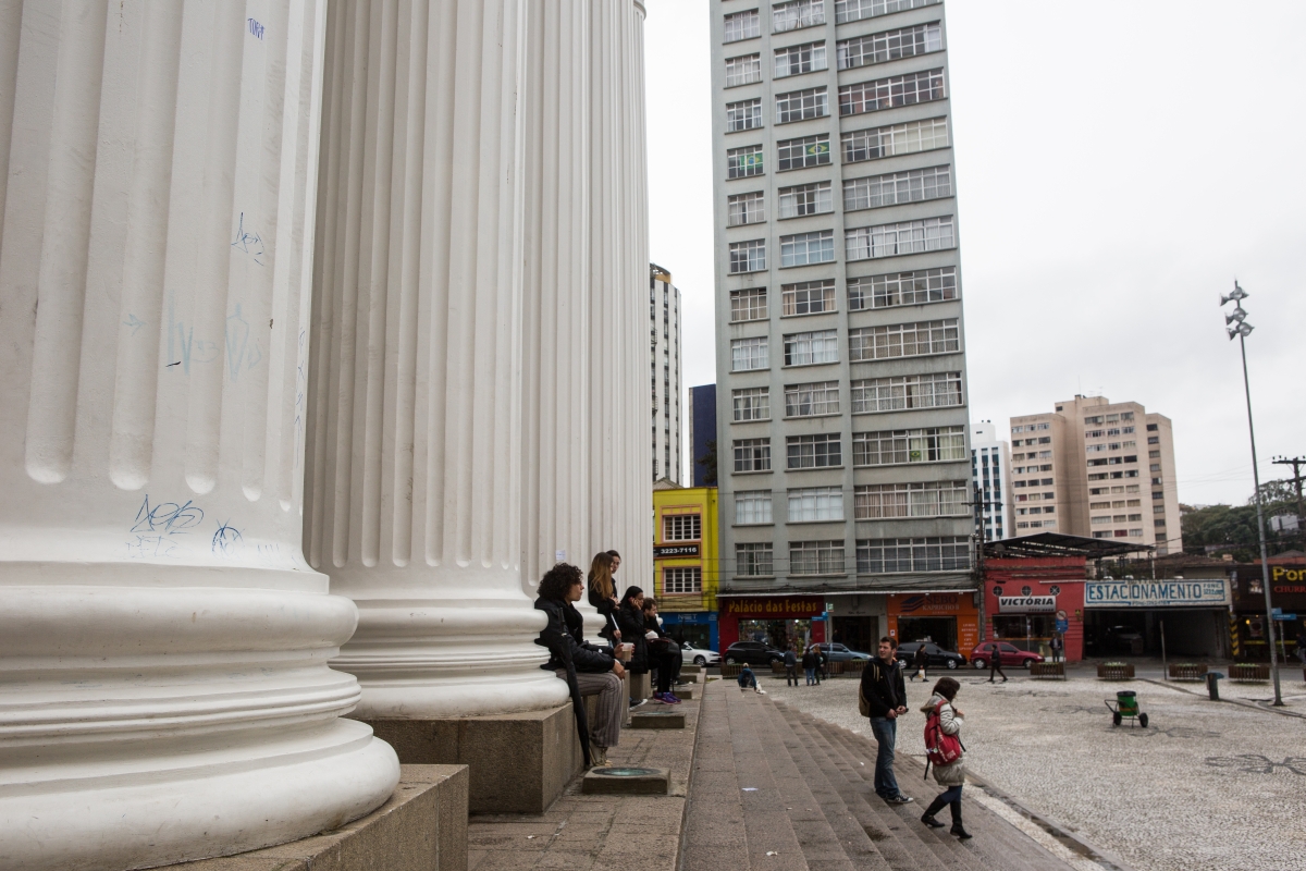 Estudantes da Federal voltam mais cedo às aulas no ano que vem. | Brunno Covello/Gazeta do Povo