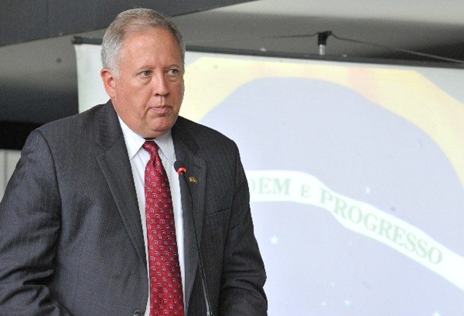 Thomas Shannon: embaixador americano recebeu pedido formal de explicações do governo brasileiro |