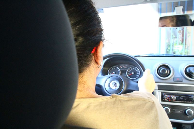 Márcia teve o carro roubado há dois meses, em Londrina: assalto à mão armada | Gilberto Abelha/Jornal de Londrina