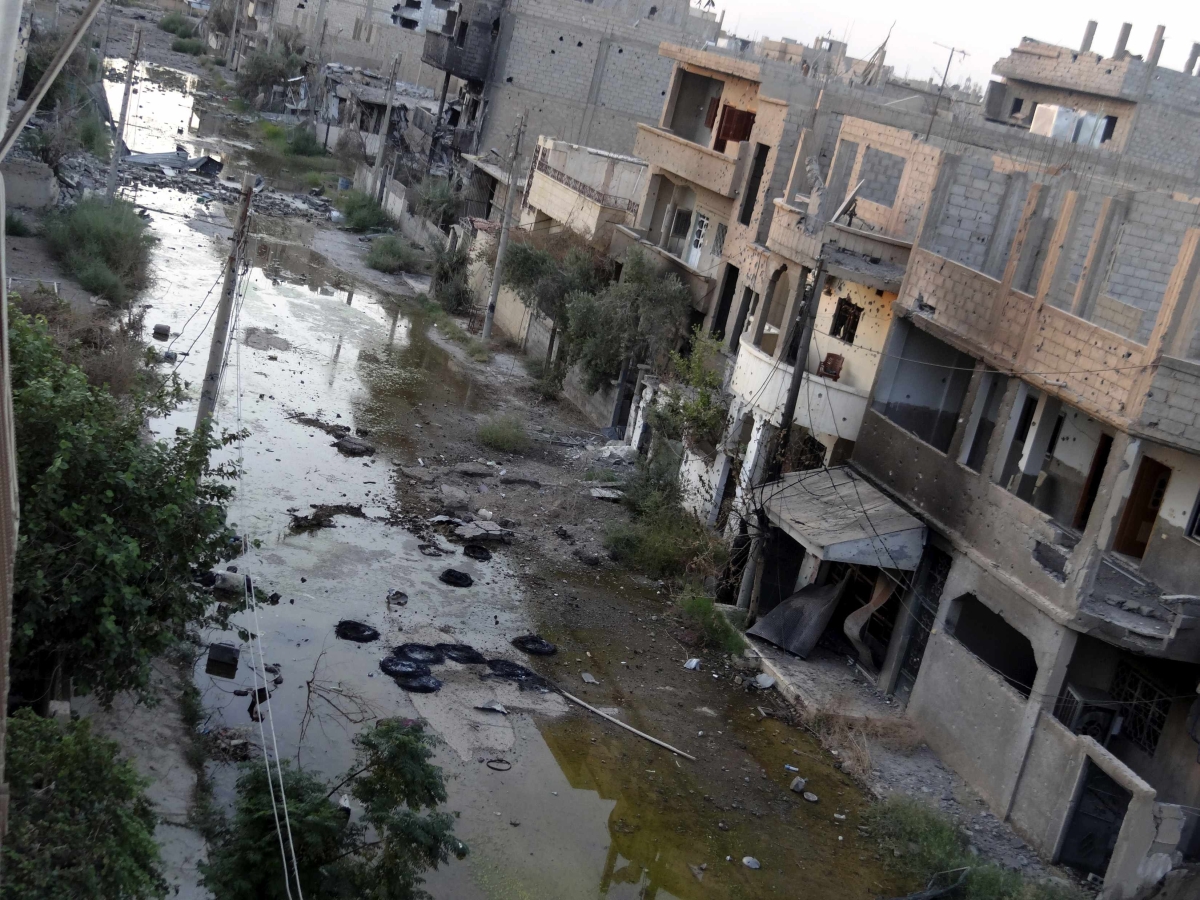 Vista da destruição causada pelo conflito na cidade de Deir al-Zor | Reuters/Mohamad Alderi