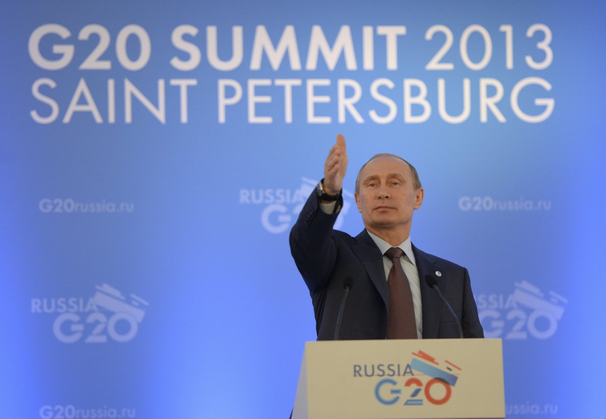 "Aliás, já estamos ajudando, principalmente com o fornecimento de armas e com cooperações no terreno econômico", acrescentou Putin | Reuters/Alexey Maishev/RIA Novosti/Compartilhamento