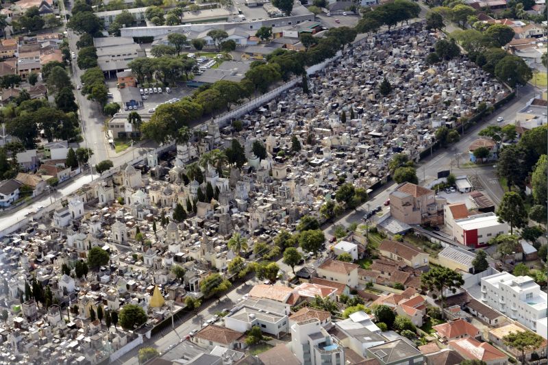 No dia 2 de novembro, sábado, os cemitérios estarão abertos das 7 às 18 horas | Henry Milleo /Agencia de Noticias Gazeta do Povo/Arquivo