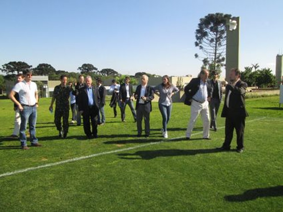 Visita de representantes da seleção espanhola ao CT do Caju nesta segunda-feira | Secopa-PR
