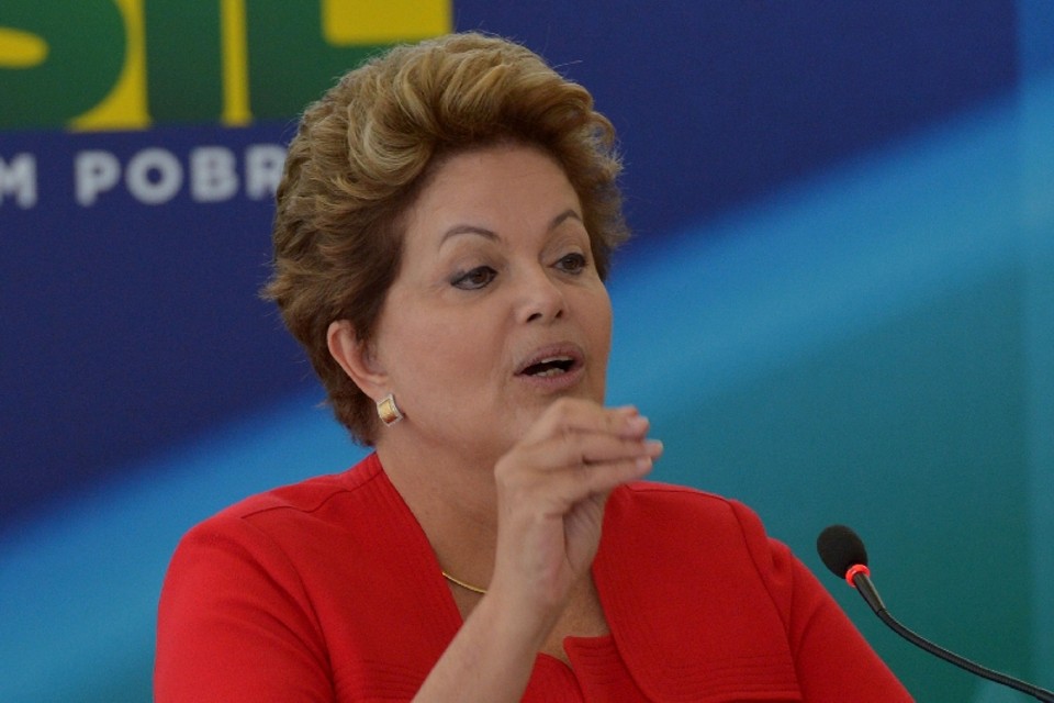 Efeito Marina: Dilma investe em mídia popular, volta ao Twitter e aguarda o que dizem as pesquisas | Wilson Doas/ABr