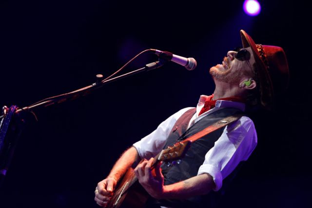 Nando Reis foi uma das atrações do Circuito Cultural Banco do Brasil, neste sábado, em Curitiba | Marcelo Andrade / Gazeta do Povo