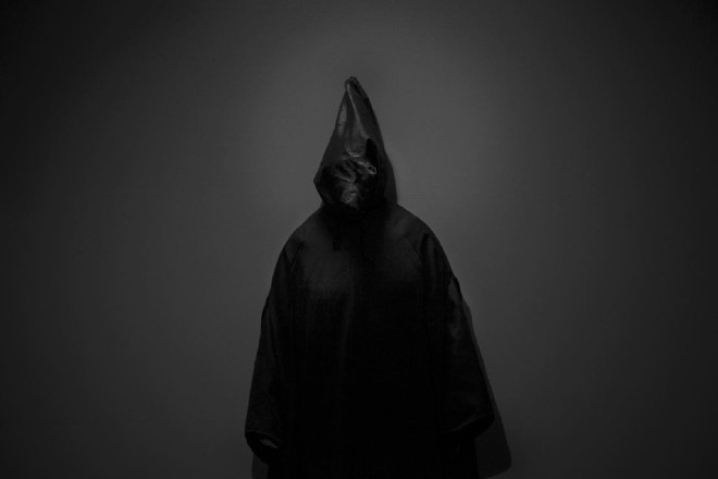 Na peça, Prometeu é acorrentado por outros deuses ao cume de uma montanha, onde deverá permanecer preso por toda a eternidade |