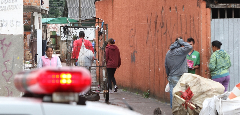 Policiamento em área de Unidade Paraná Seguro (UPS) em Curitiba: para especialistas, adesão da comunidade é fundamental | Jonathan Campos/Gazeta do Povo