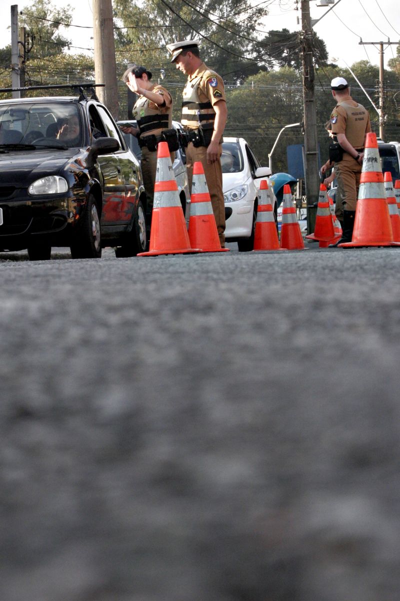 | Ciciro Back/ Tribuna