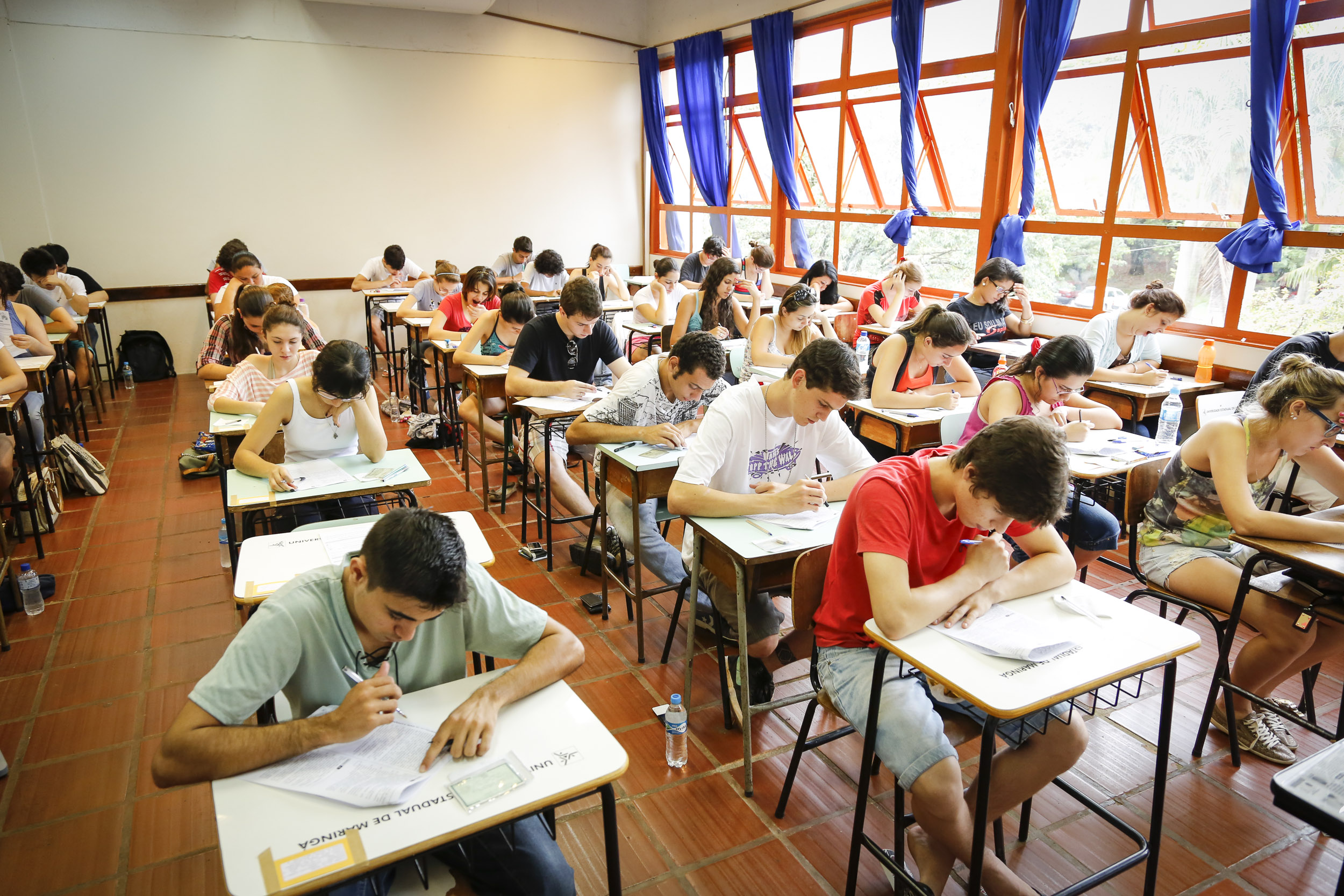 De acordo com a UEM, 15.422 candidatos fizeram a inscrição para o vestibular de verão | Divulgação UEM / Heitor Marcon