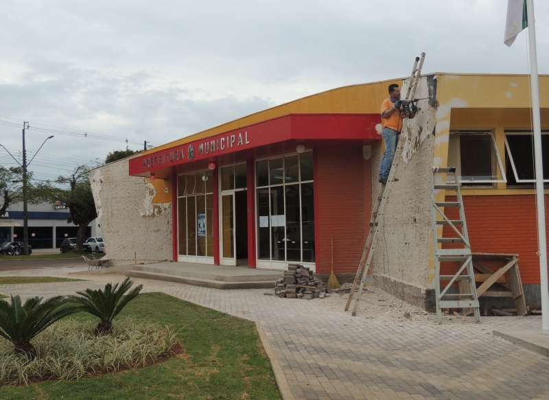 Obra que foi pintada em janeiro do ano passado e retratava a Revolta dos Posseiros | Angela Cristina Luft/ Prefeitura de Capanema