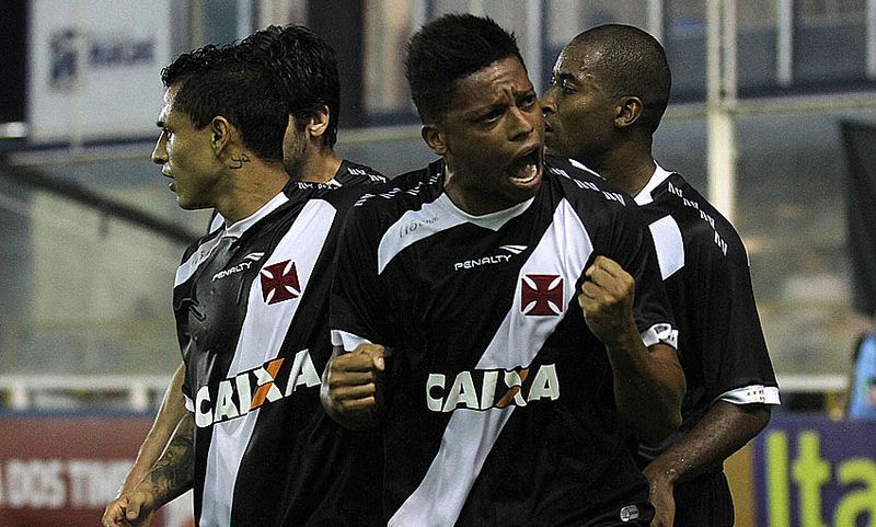 Vitória sobre o Inter tirou o Vasco da ZR depois de quatro rodadas | Marcelo Sadio / vasco.com.br