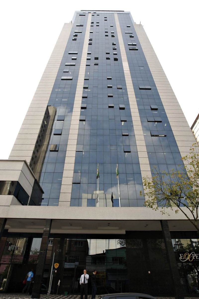Edifício Essenfelder: desapropriado por R$ 91 milhões pelo TJ, prédio vale R$ 140 milhões, segundo perito da Justiça | Daniel Castellano/ Gazeta do Povo