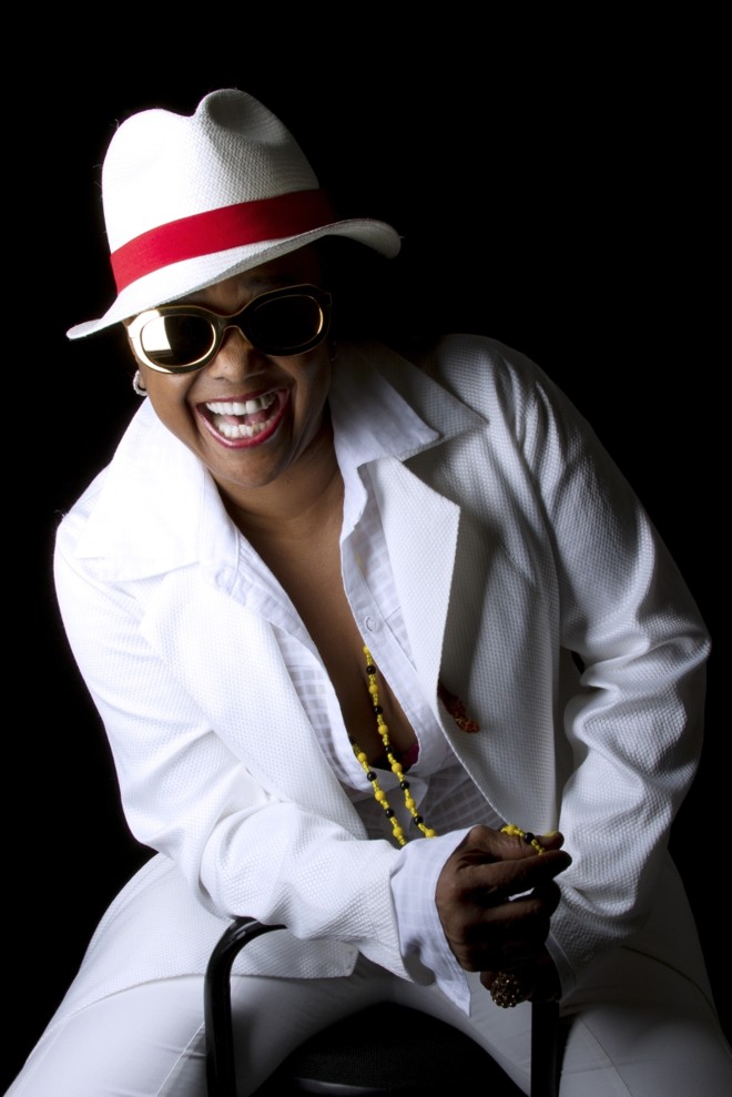 Sandra de Sá: soul e funk em Toledo |