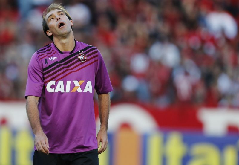 O veterano Paulo Baier jogou as quatro últimas partidas do Atlético | Daniel Castellano / Gazeta do Povo