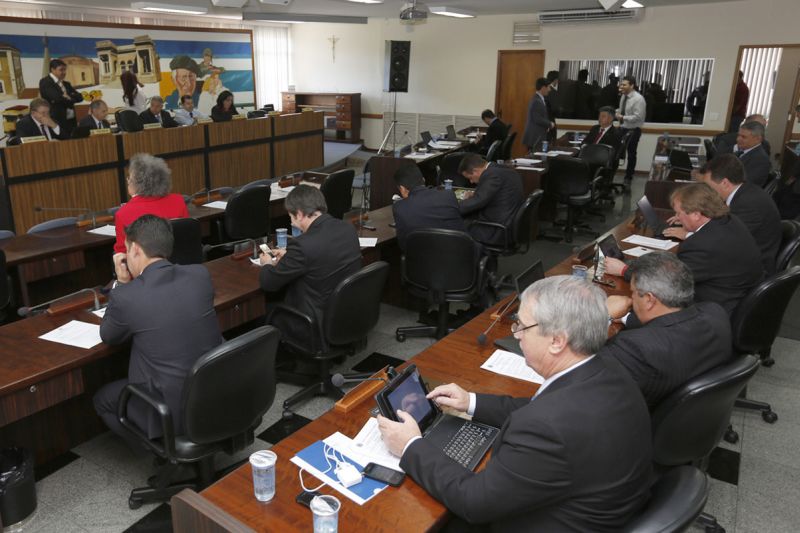 Sessão que aprovou o fim do voto secreto na Câmara de Curitiba: projeto pode ser considerado inconstitucional | Anderson Tozato/CMC