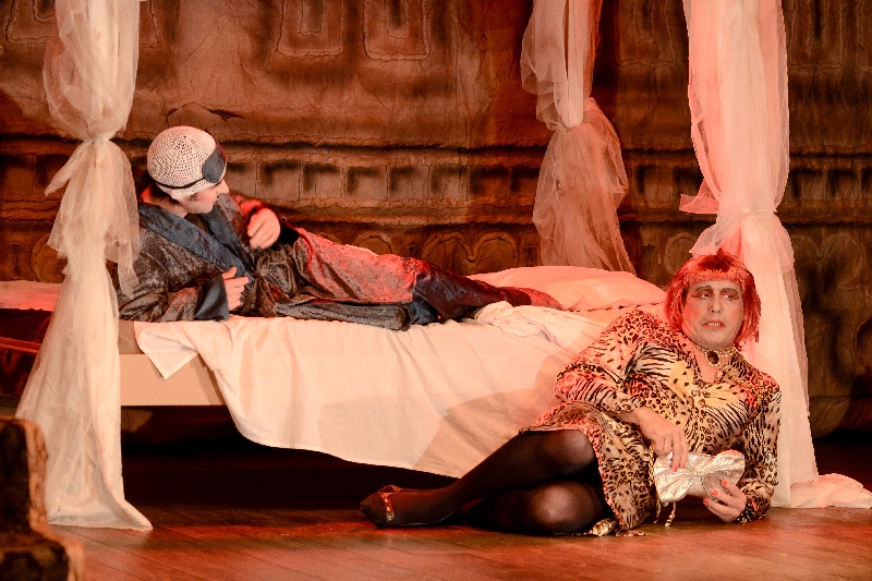 Em cena, Edson Bueno faz comédia com Hitchcock | Divulgação