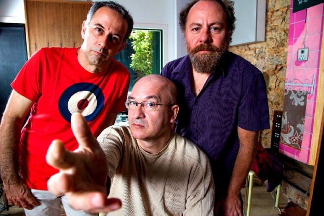 Os Paralamas do Sucesso estão em turnê com um show comemorativo aos 30 anos de carreira |
