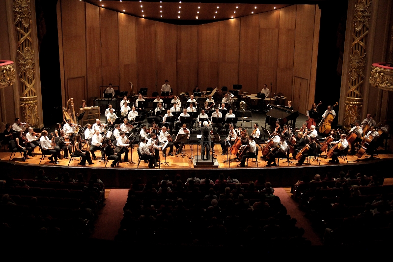 Um concerto da Orquestra Petrobras Sinfônica, sob regência de Roberto Duarte, encerrou a programação da Bienal no último domingo | Davy Alexandrisky/Divulgação