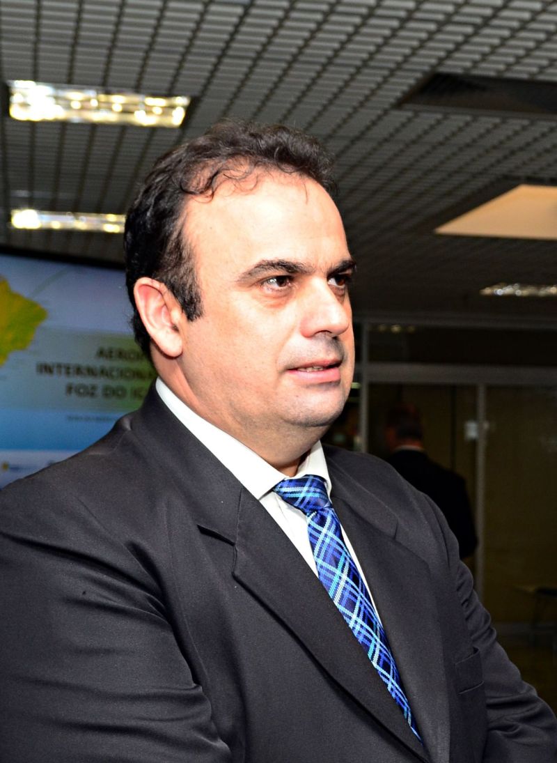 Prefeito Reni ganha menos do que o diretor de hospital | Marcos Labanca/ Gazeta do Povo