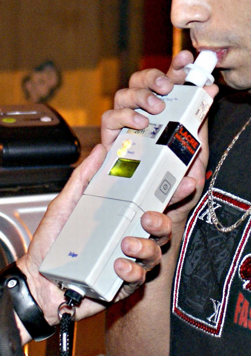 Setenta veículos foram abordados pela polícia | Marco Andre Lima/Tribuna do Paraná