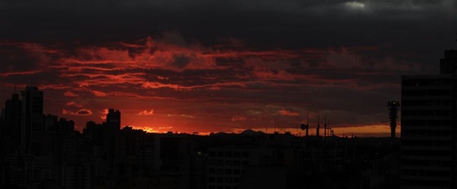 Com a mudança no relógio, a luz do Sol deve diminuir uso de iluminação artificial | Daniel Castellano/ Agência de Notícias Gazeta do Povo