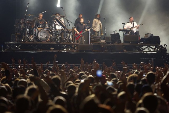 Paralamas do Sucesso no palco do Circuito Banco do Brasil, em Curitiba | 