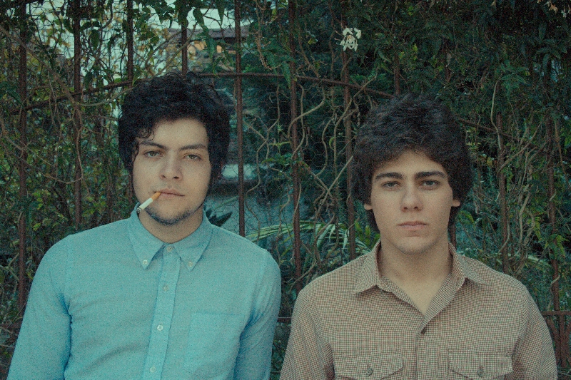 Os Irmãos Carrilho: Alexandre Provensi (esq.) e Matheus Godoy | Marcela Belz